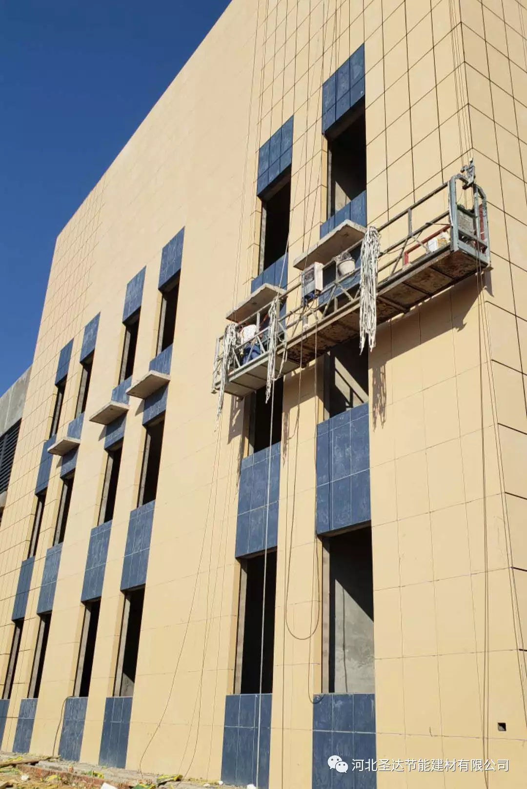 【工程案例】陶瓷薄板巖棉一體板-湖南雙峰人民醫院